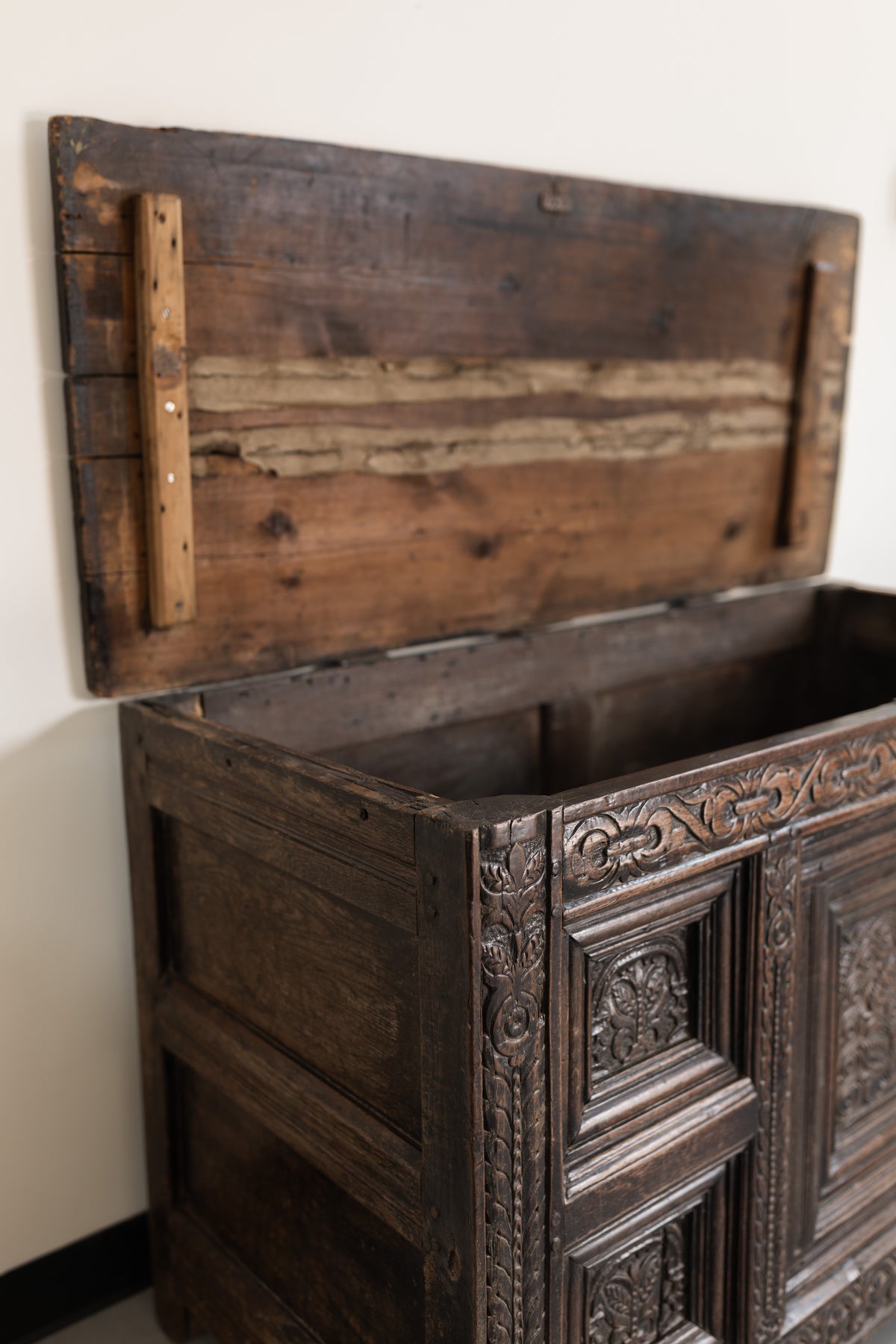 17th Century Carved Yorkshire Oak Coffer (Chest)