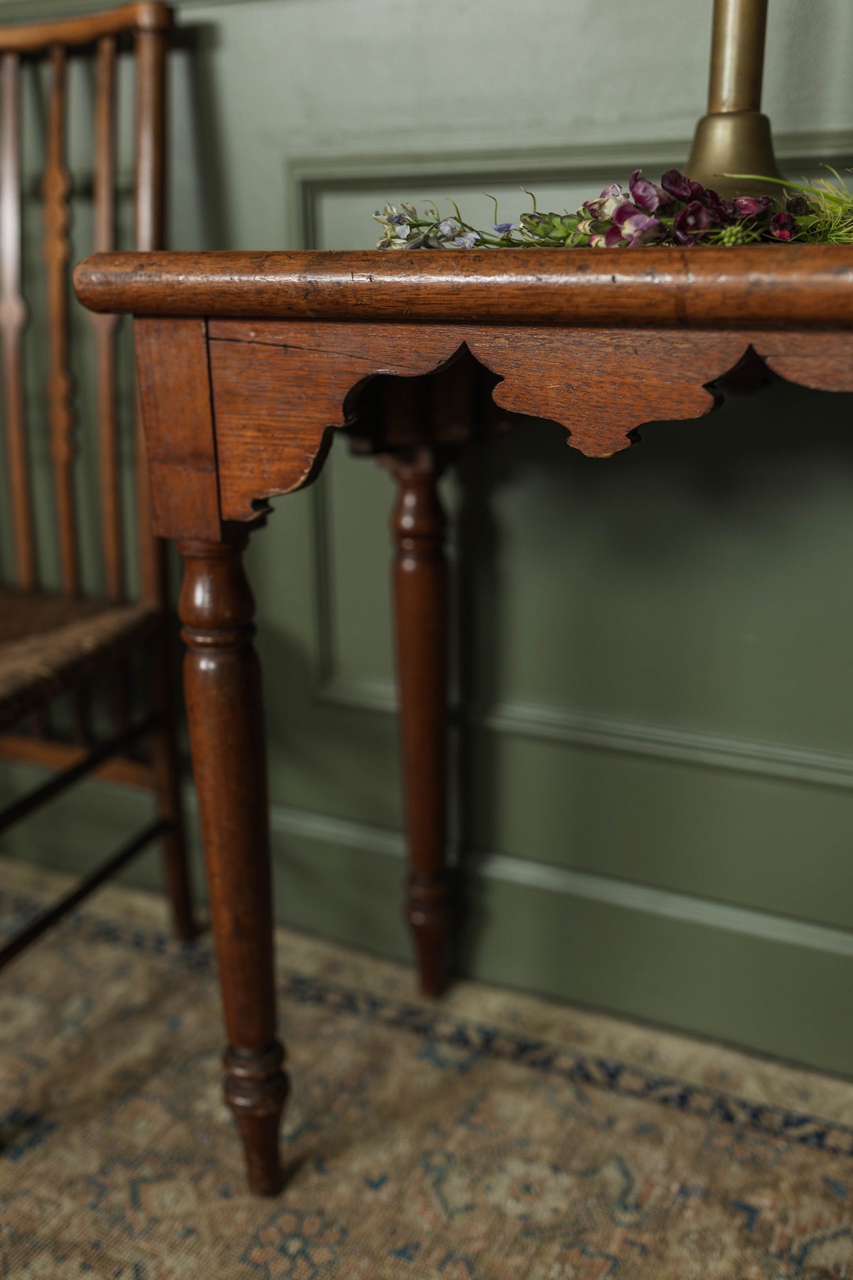 Victorian Small Side Table w/ Scalloped Apron